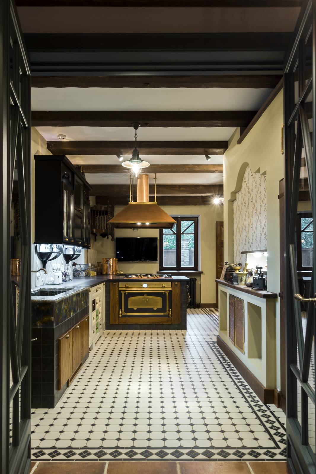 Большой дом шале