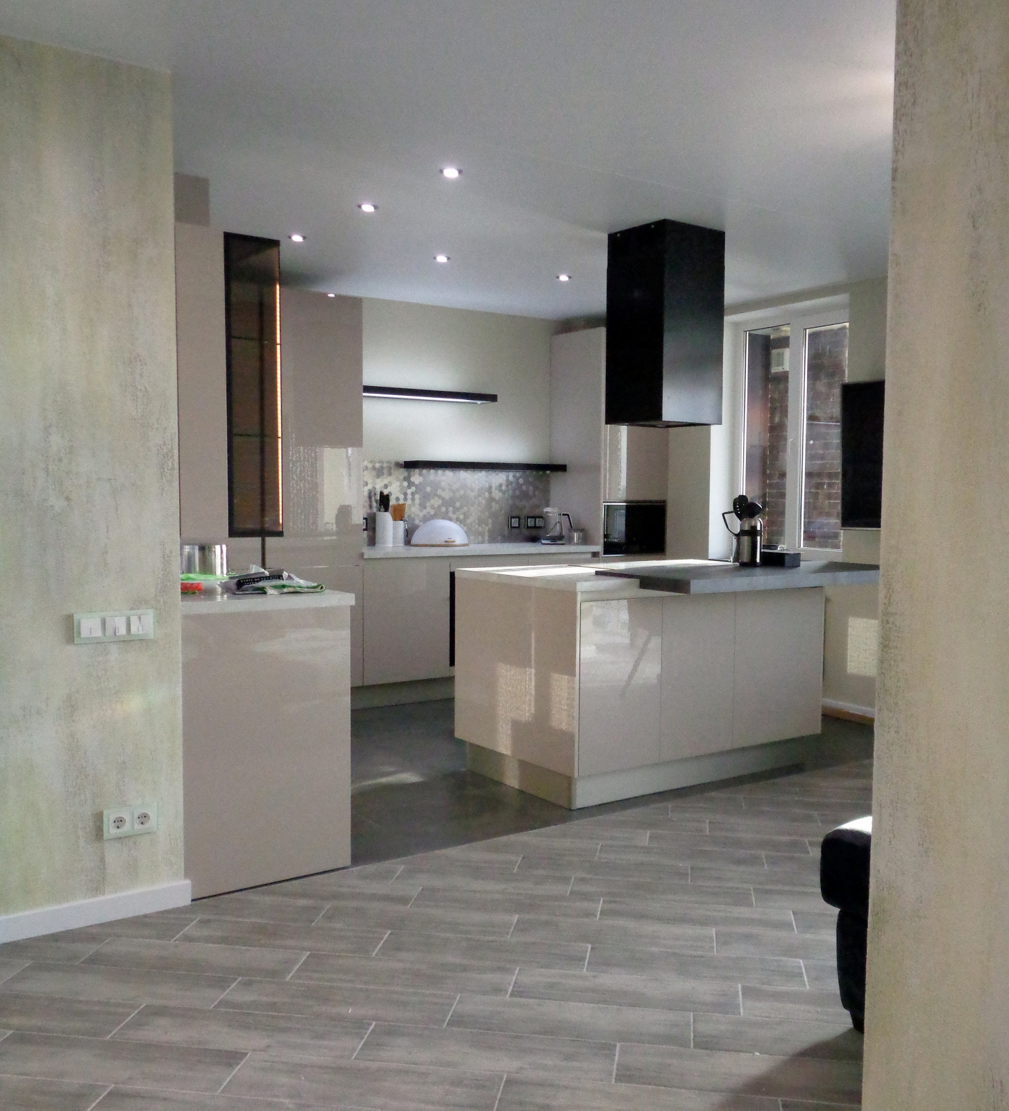 Обложка проекта: Квартира для семьи с двумя детьми в Волгограде