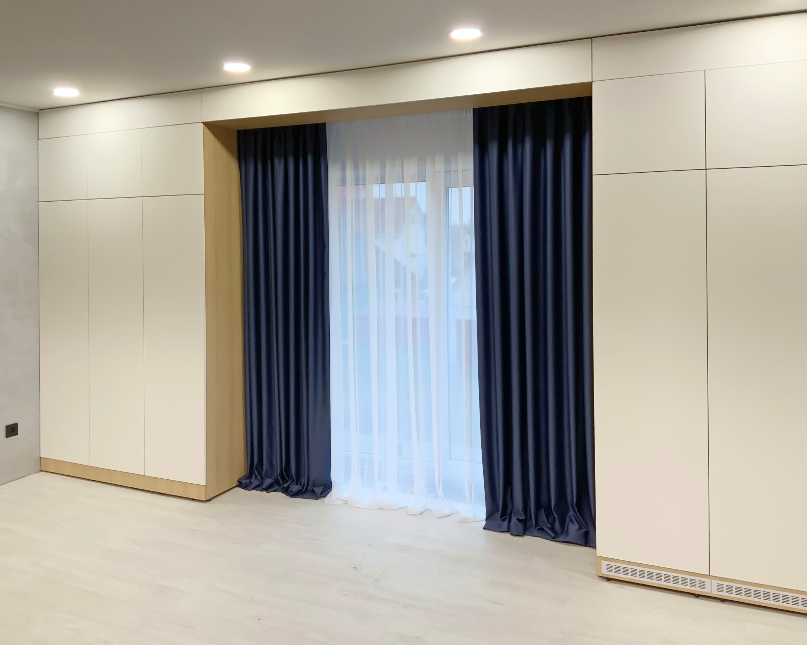 Обложка проекта: Шторы в спальную комнату частного дома - дизайн, пошив. монтаж.