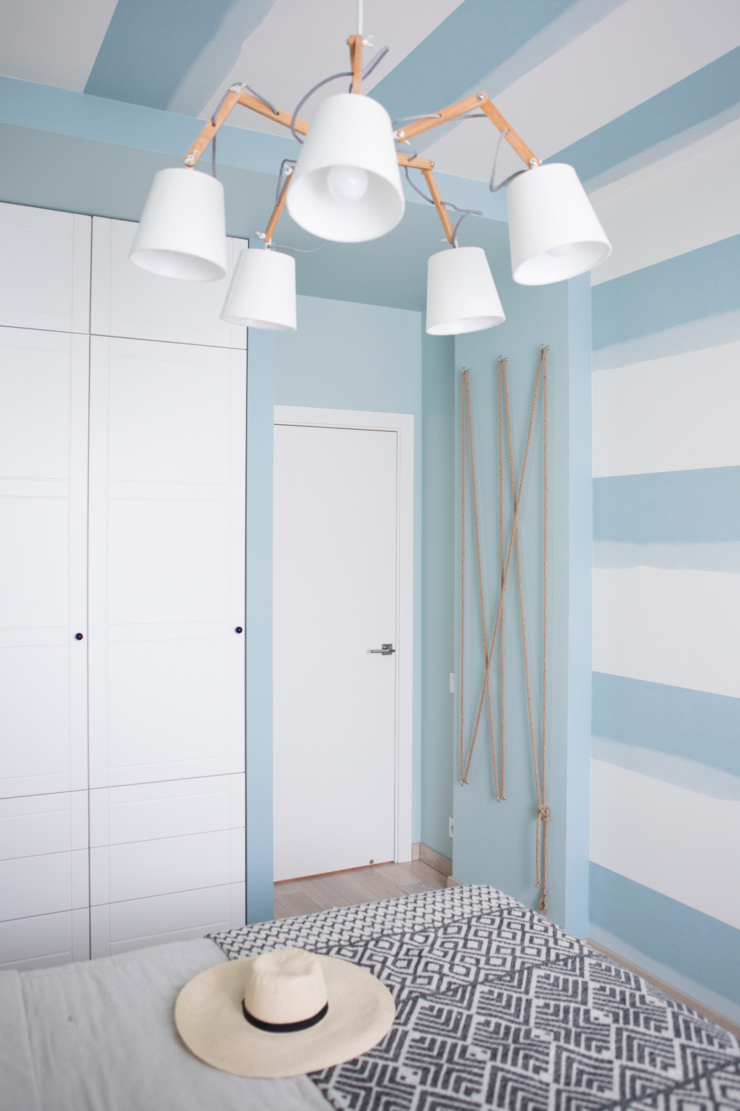 Квартира с морской спальней