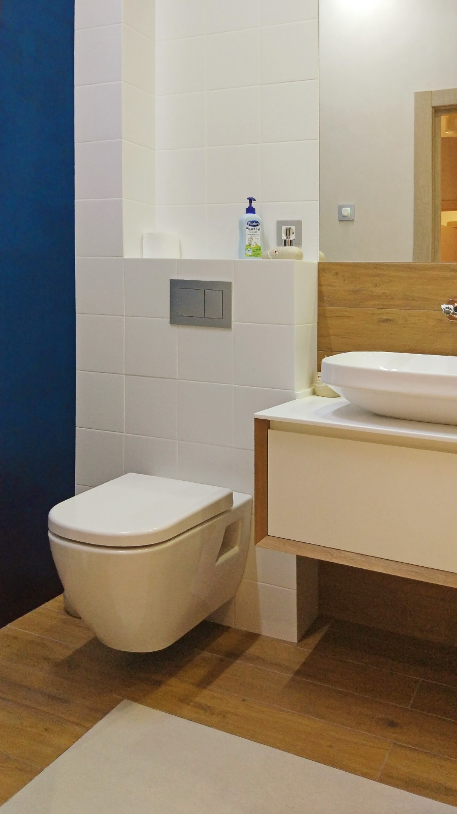 Обложка проекта: Простые линии, вязаная стена и калейдоскоп