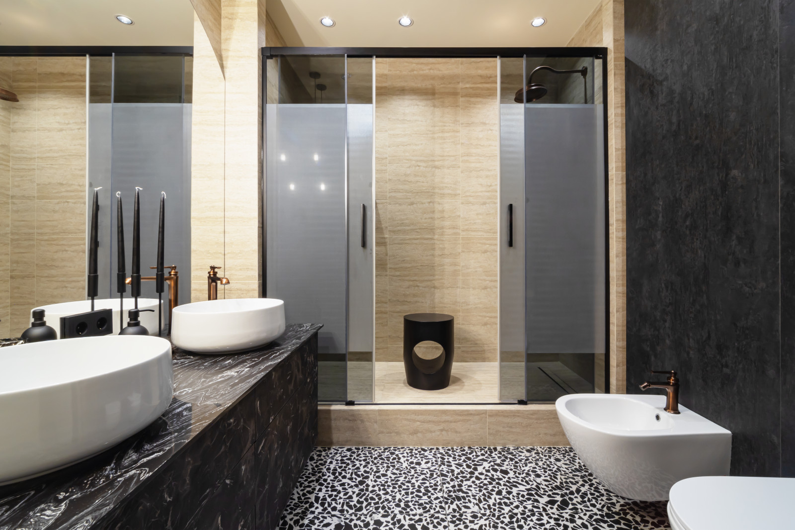 Houzz тур: Квартира с окнами в парк и индустриальной эстетикой