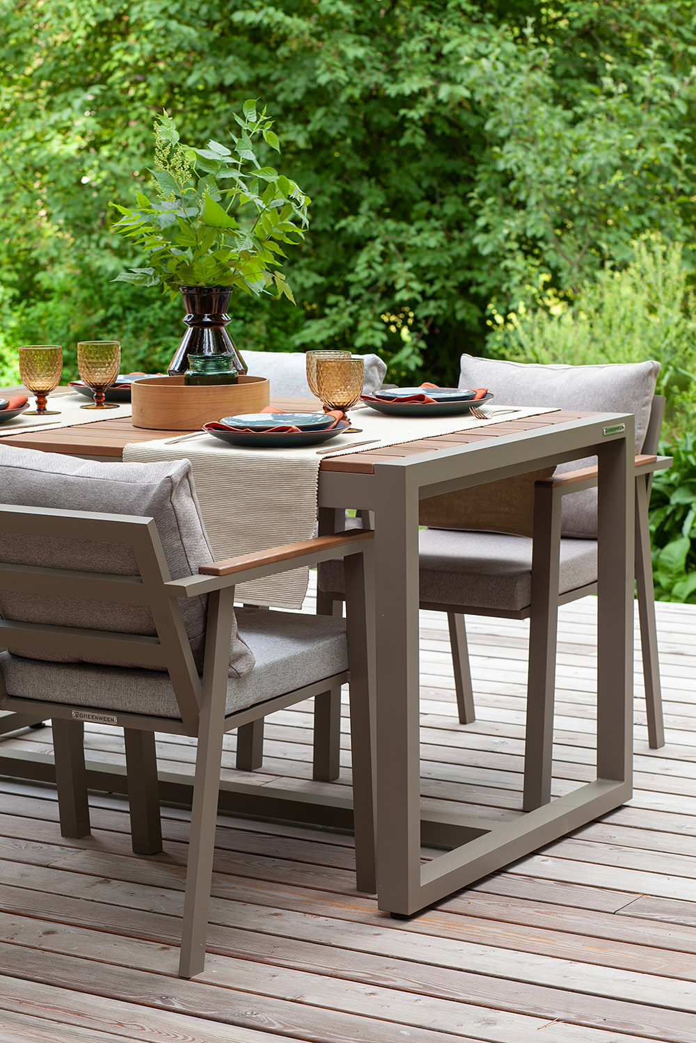 SANTORINI стол и 4 стула, цвет PECAN