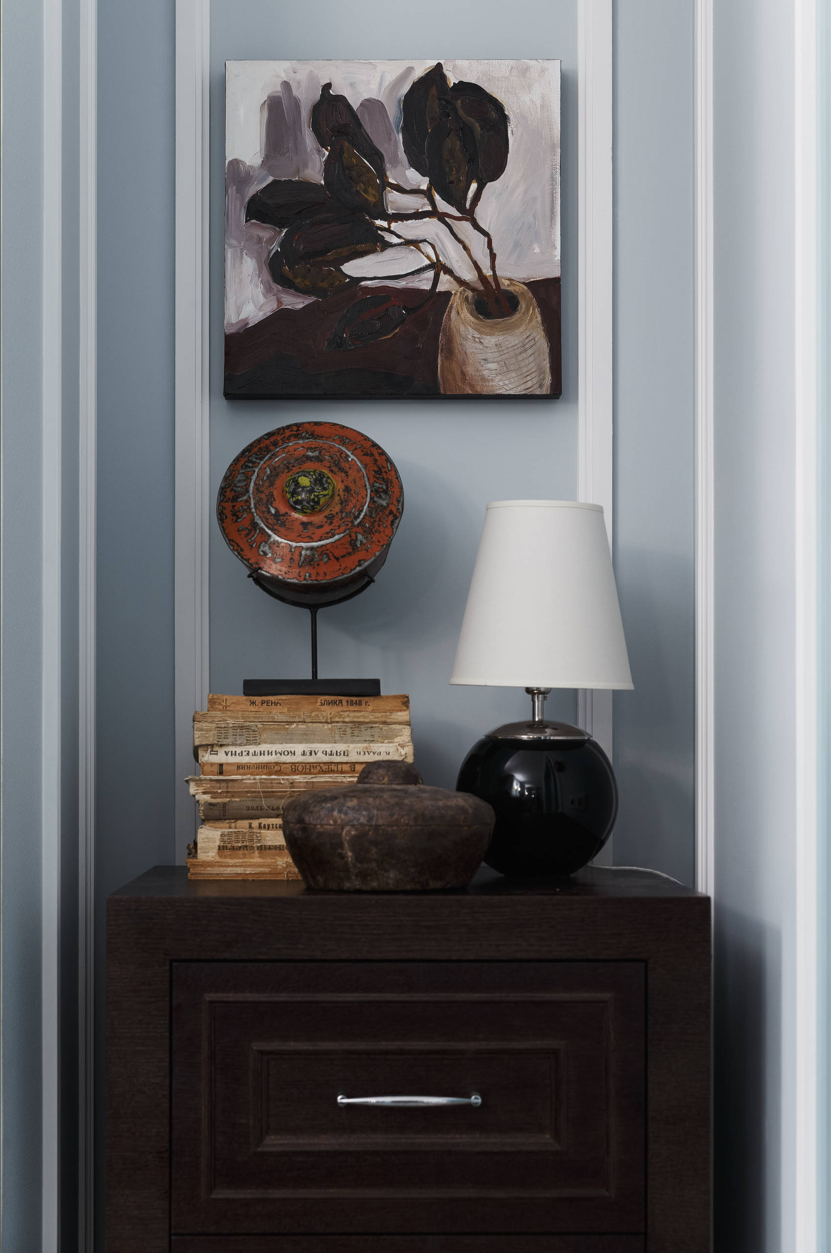 Houzz тур: Квартира с небесно-голубой гостиной