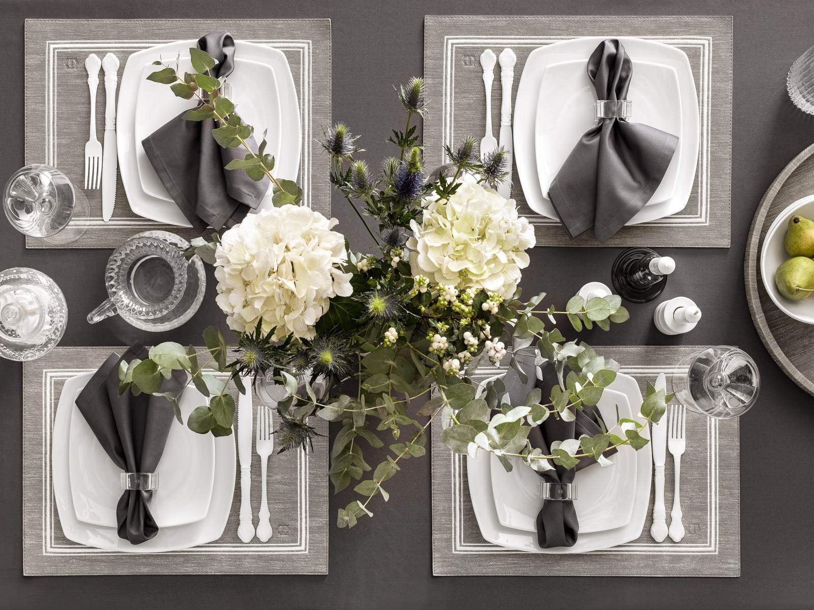 Сервировка стола