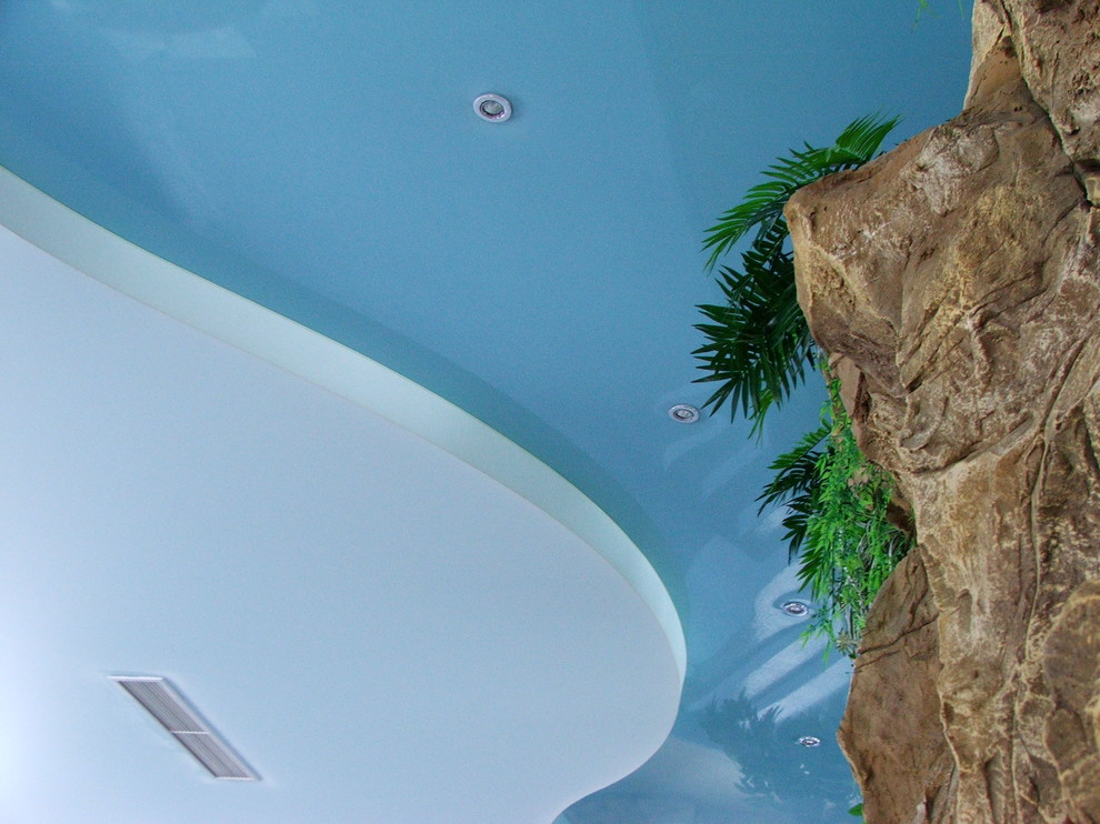 Частный дом. Ильинское шоссе. Работа опубликована в журнале "Салон"