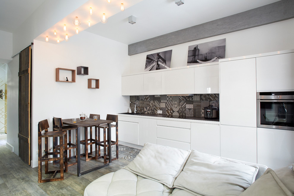 Апартаменты в стиле лофт для молодой семейной пары на ул. Берзарина