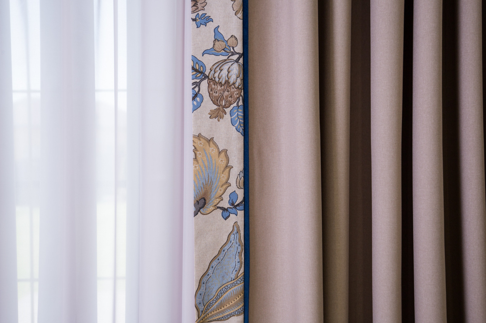 Текстильное оформление кухни-столовой