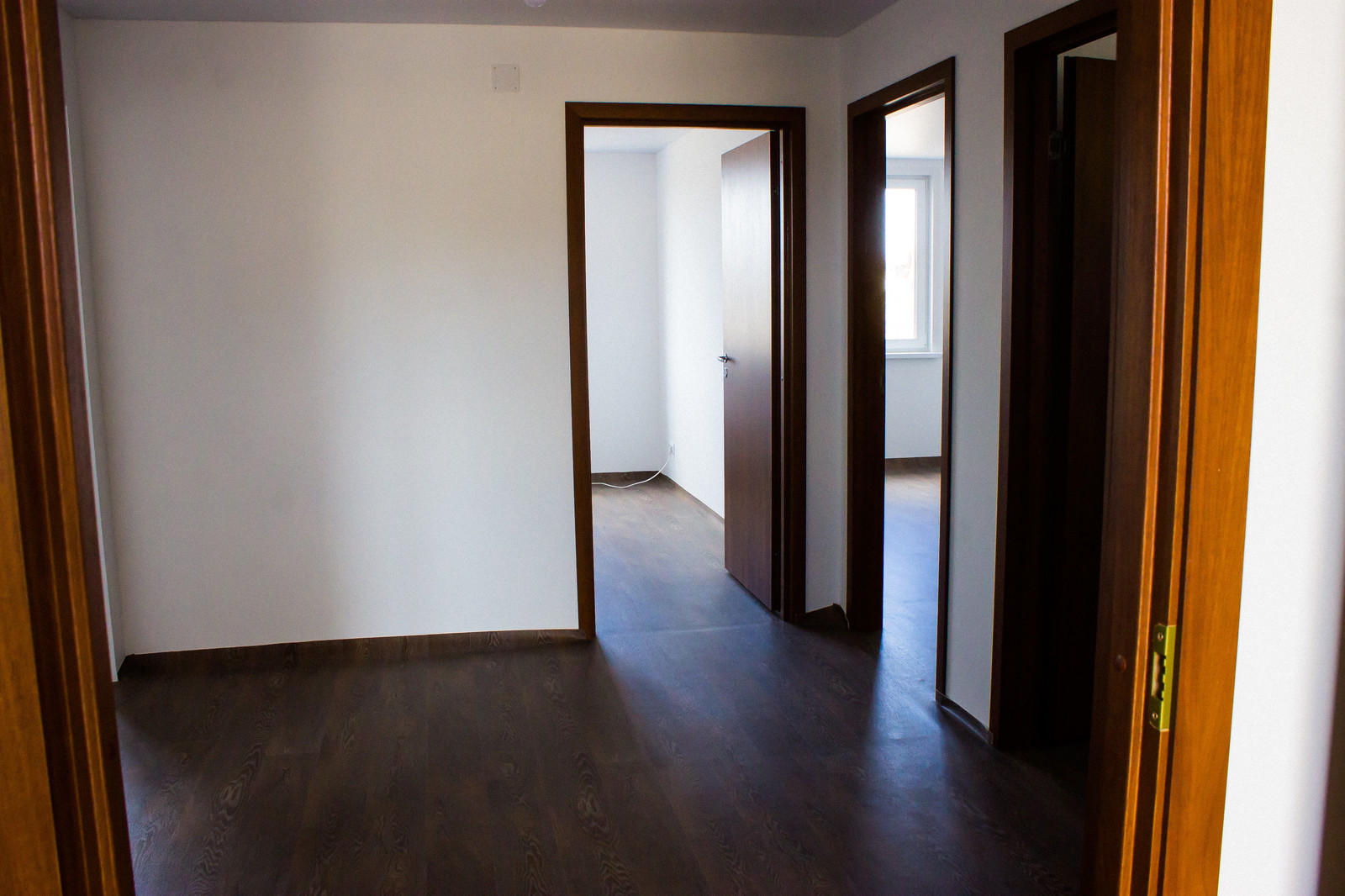 Поселок Монамур. Дома по 100 м2.