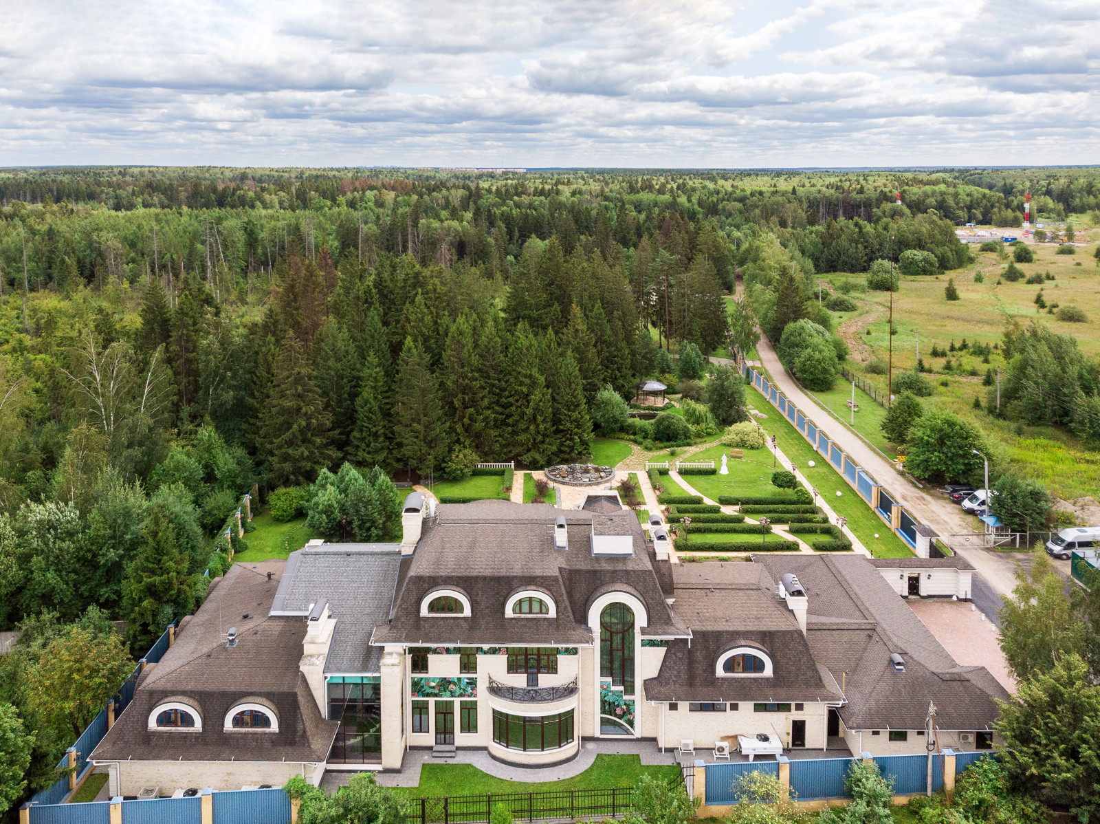 Красная горка - построенный