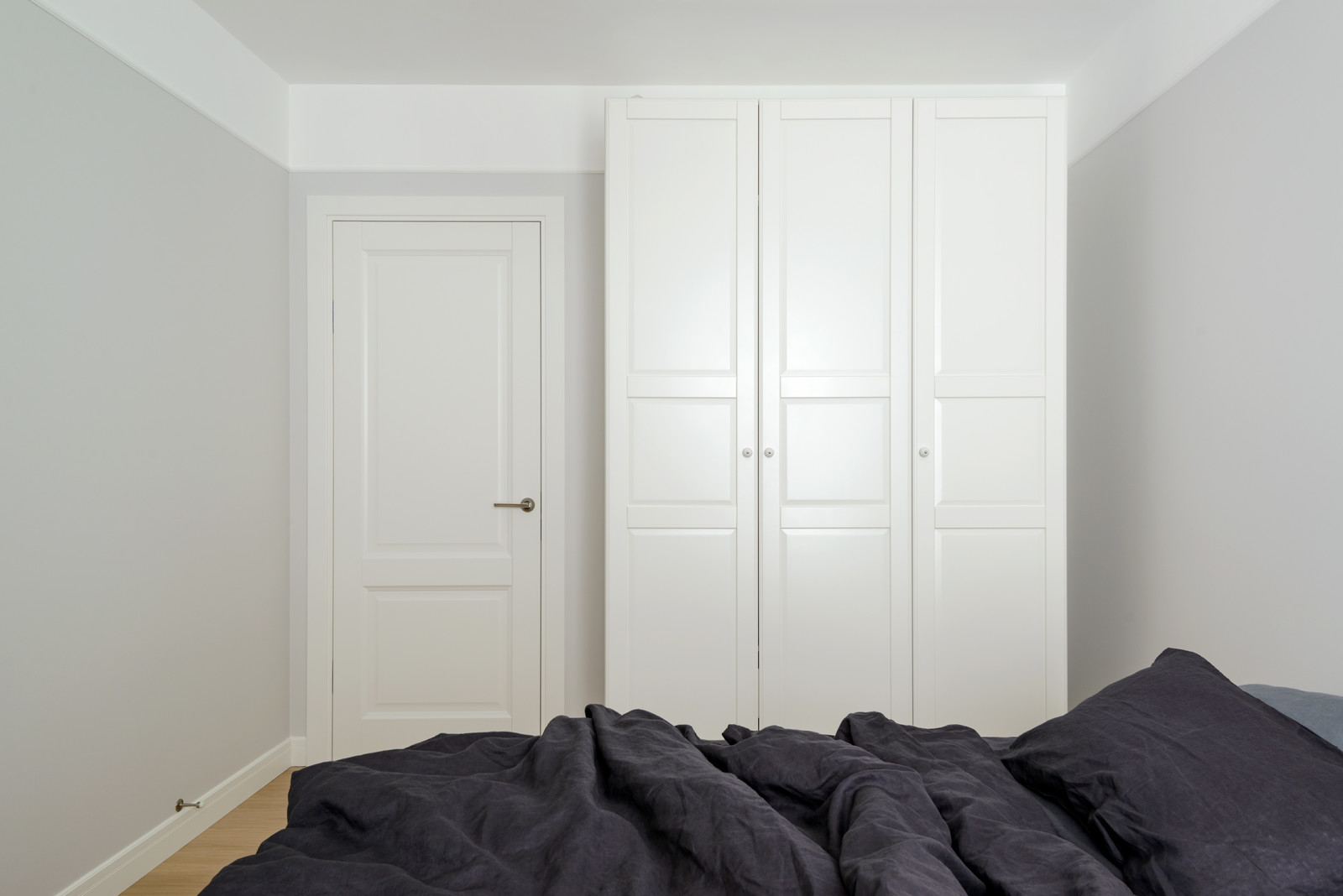 Современная квартира на Декабристов