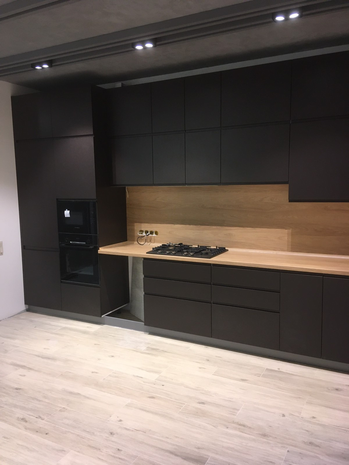 Кухни, такие разные кухни....