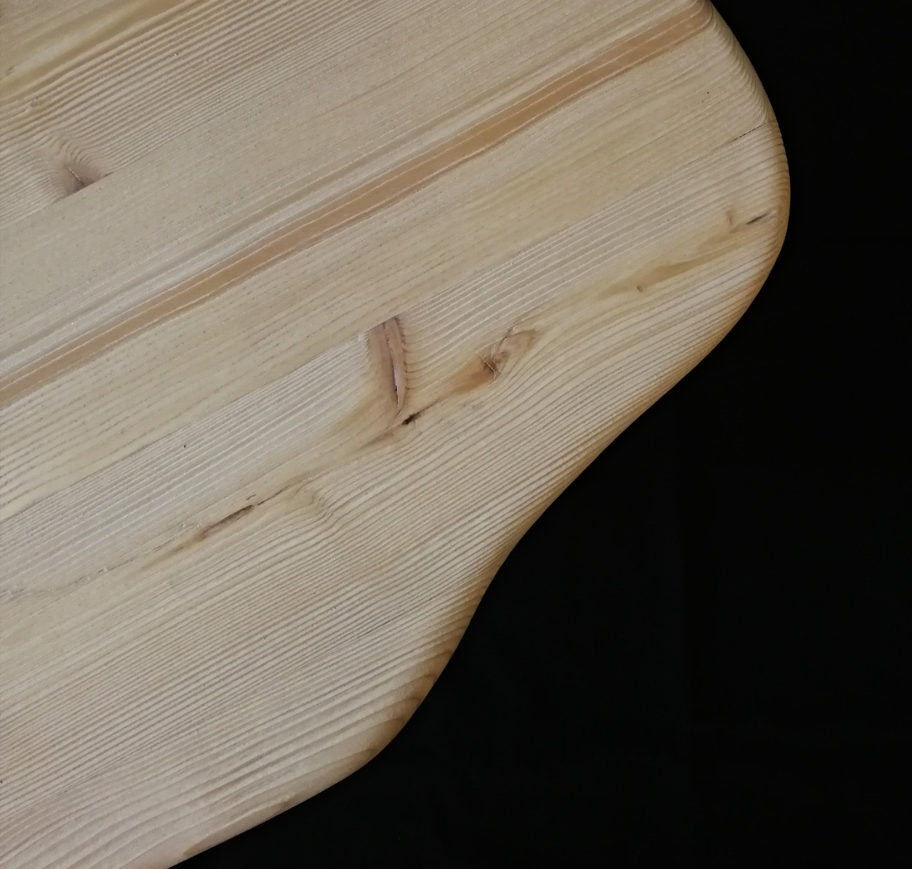 Обложка проекта: журнальный столик из сосны