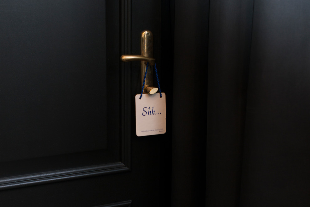 Портрет: Декоратор Анна Муравина представляет собственные коллекции