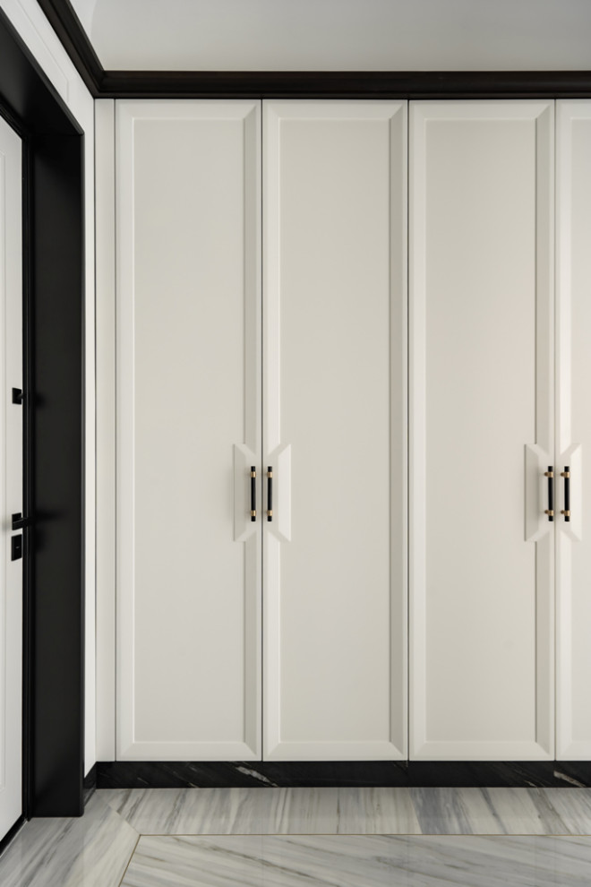 Шикарная квартира с белой мебелью