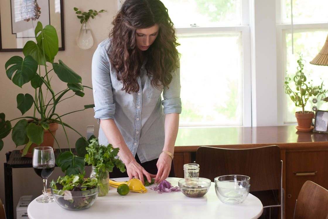 Хороший вопрос: Что делать, если вы разлюбили принимать гостей?