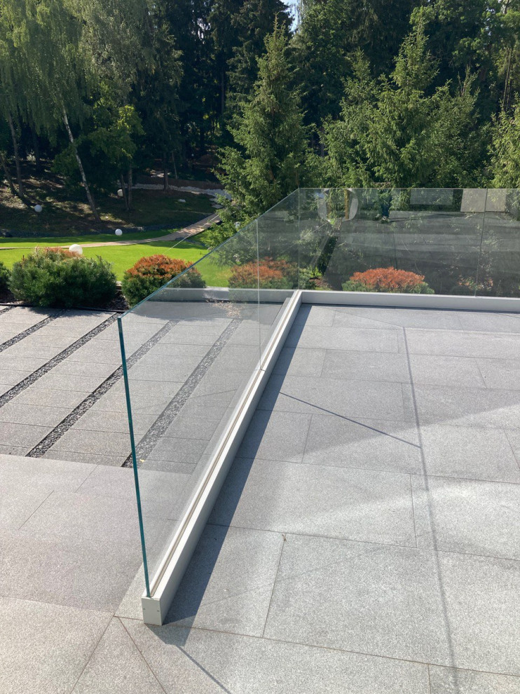 Стеклянные ограждения