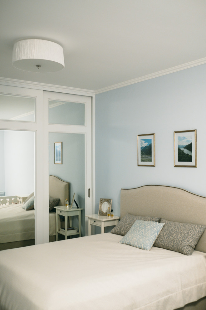 Houzz тур: Двухкомнатная квартира с килимами в доме серии II-14