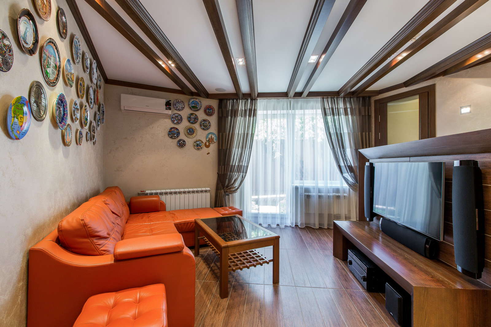 Интерьер коттеджа в эко-стиле