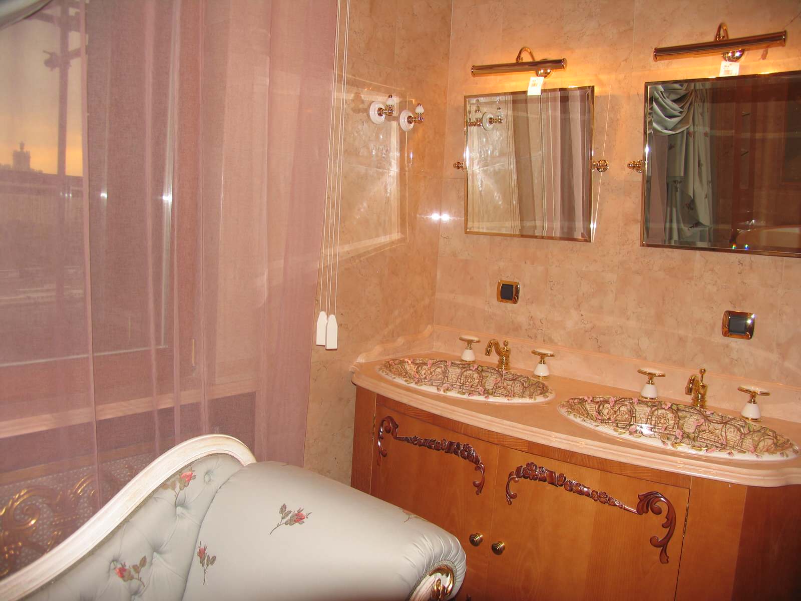 Дизайн-лаборатория Сергея Сергеева. Частная квартира на Ленинском Проспекте