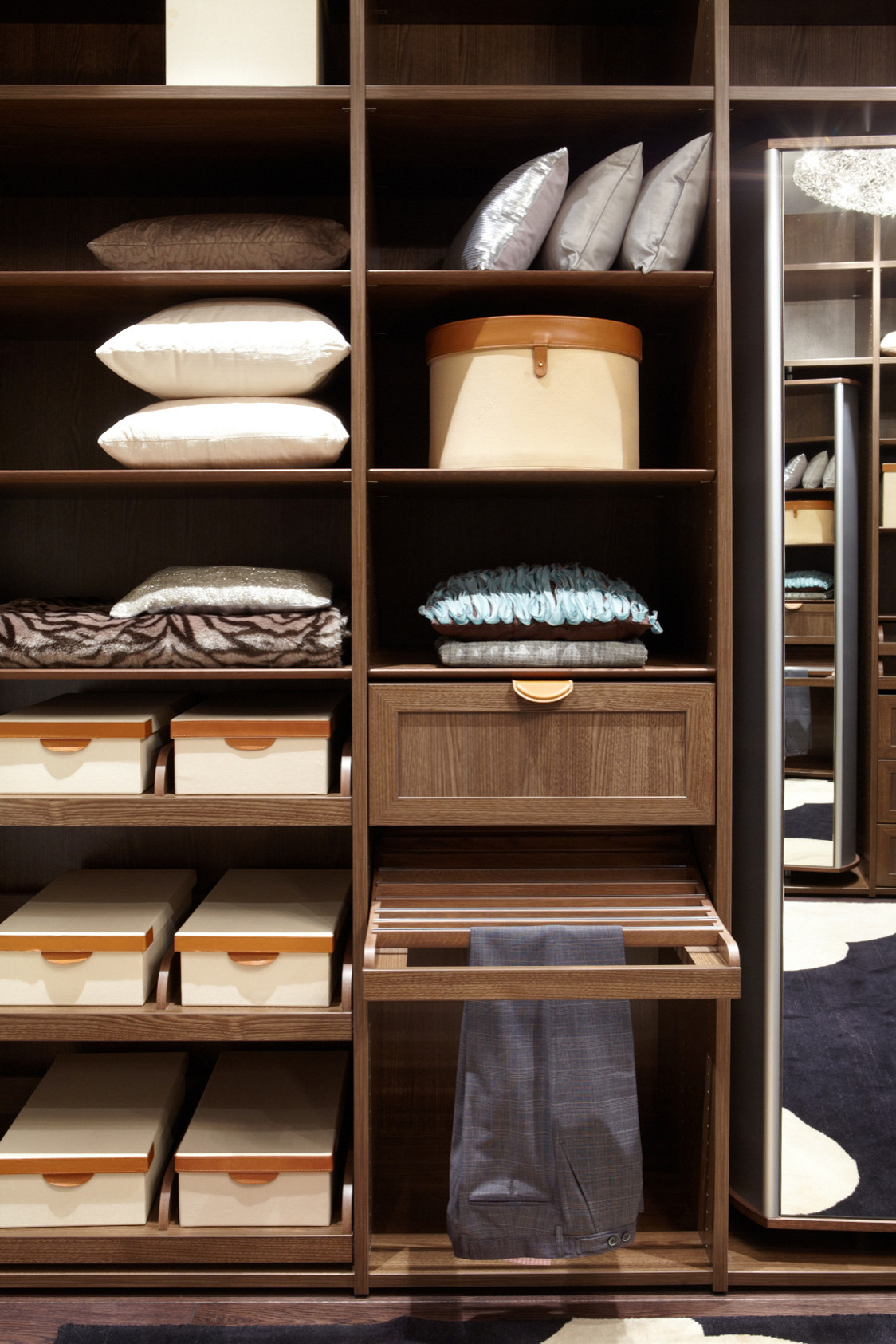 Маленькая квартира: Как сделать гардеробную