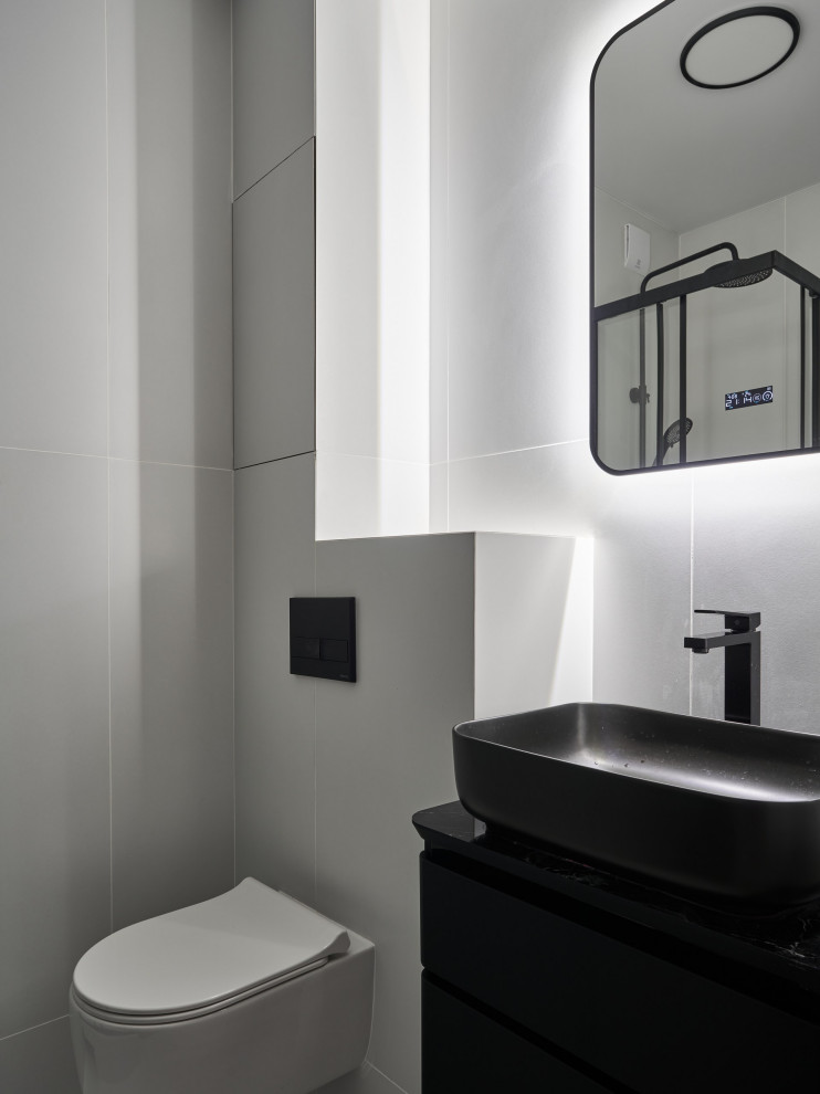 Серый с синим акцентом