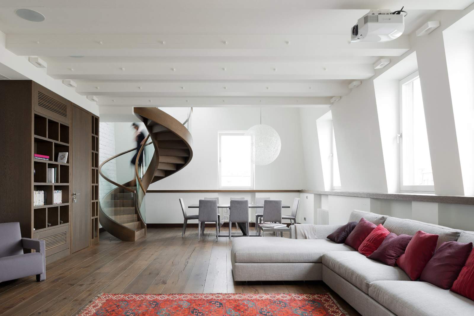 Лофт на Фрунзенской набережной