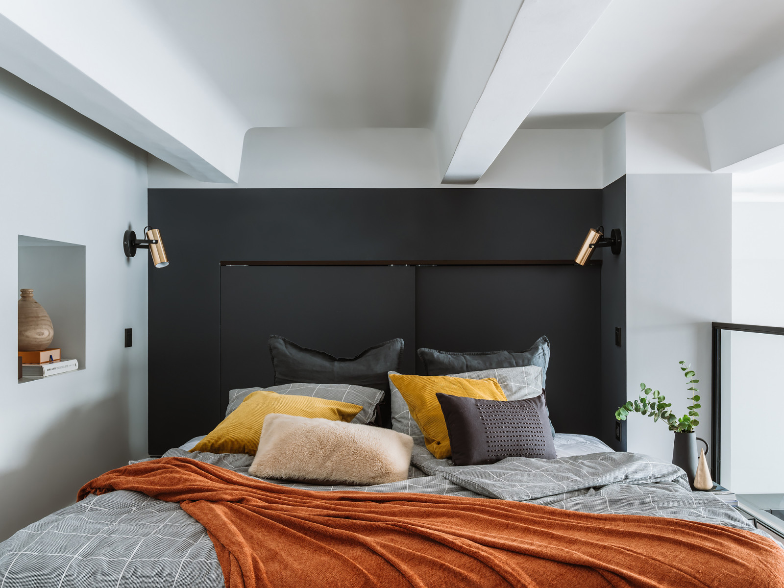 Двухуровневые апартаменты Loftec