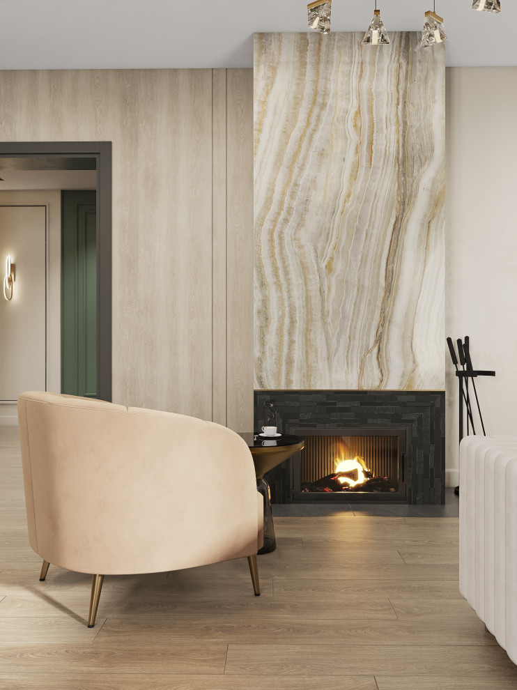 Просторная гостиная с акцентным потолком