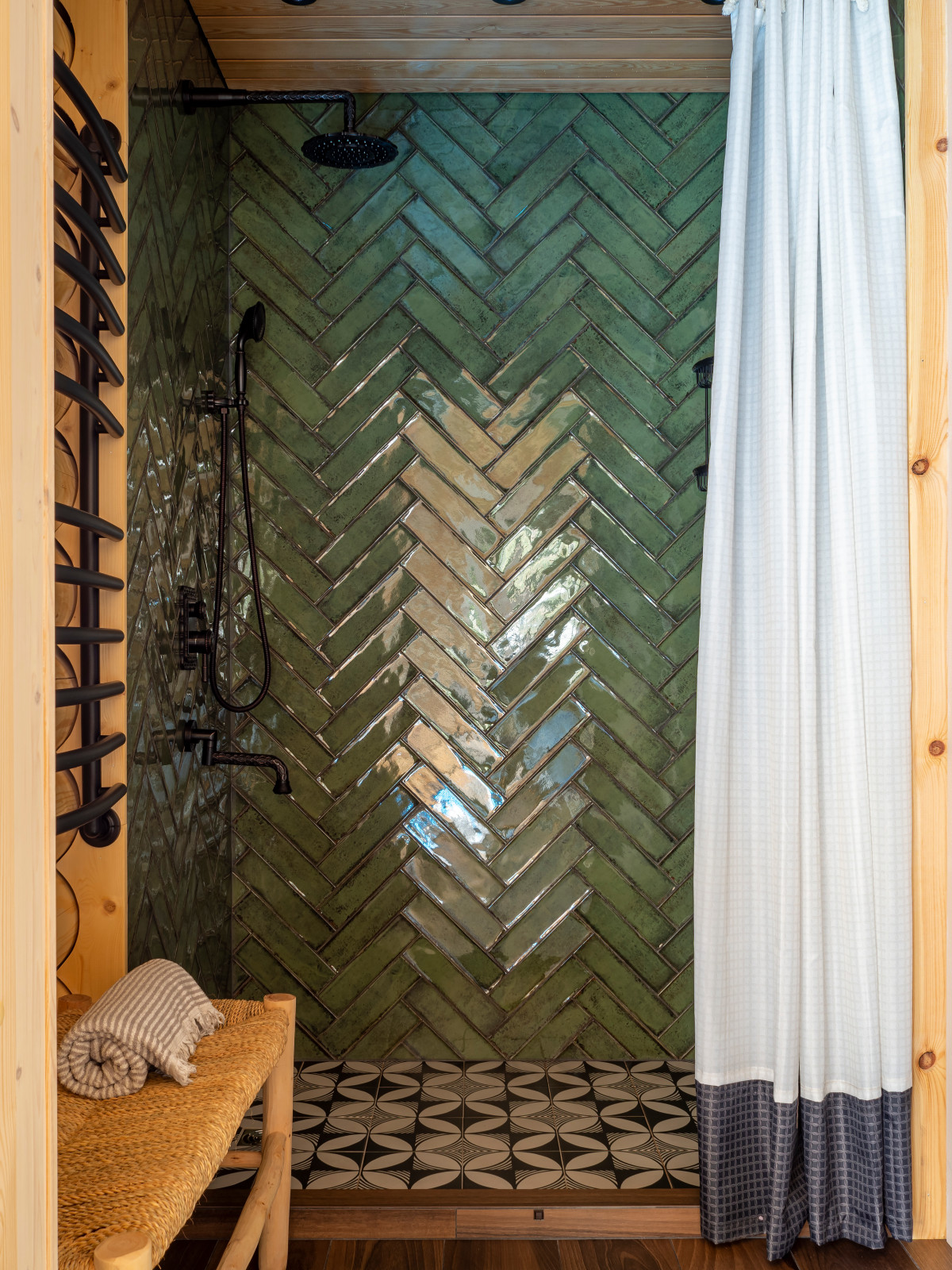 Банный домик с бассейном (фото)