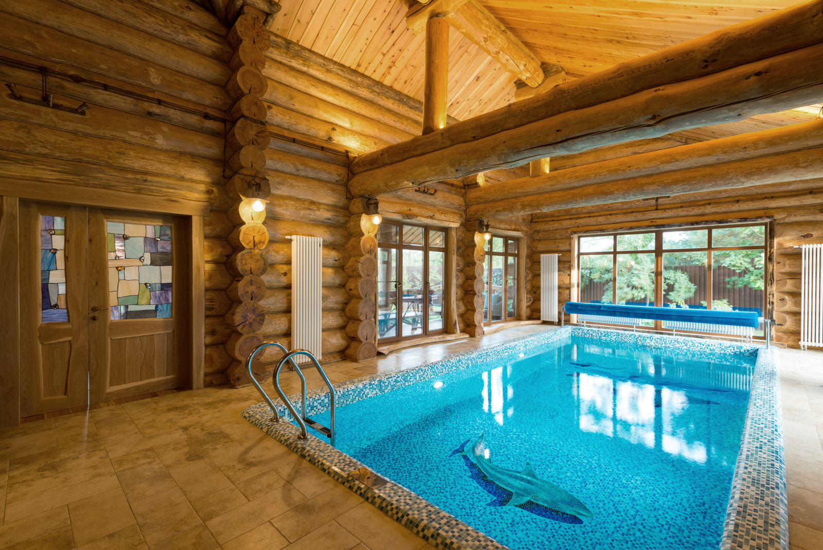 Здание Бани с бассейном комплекс отдыха