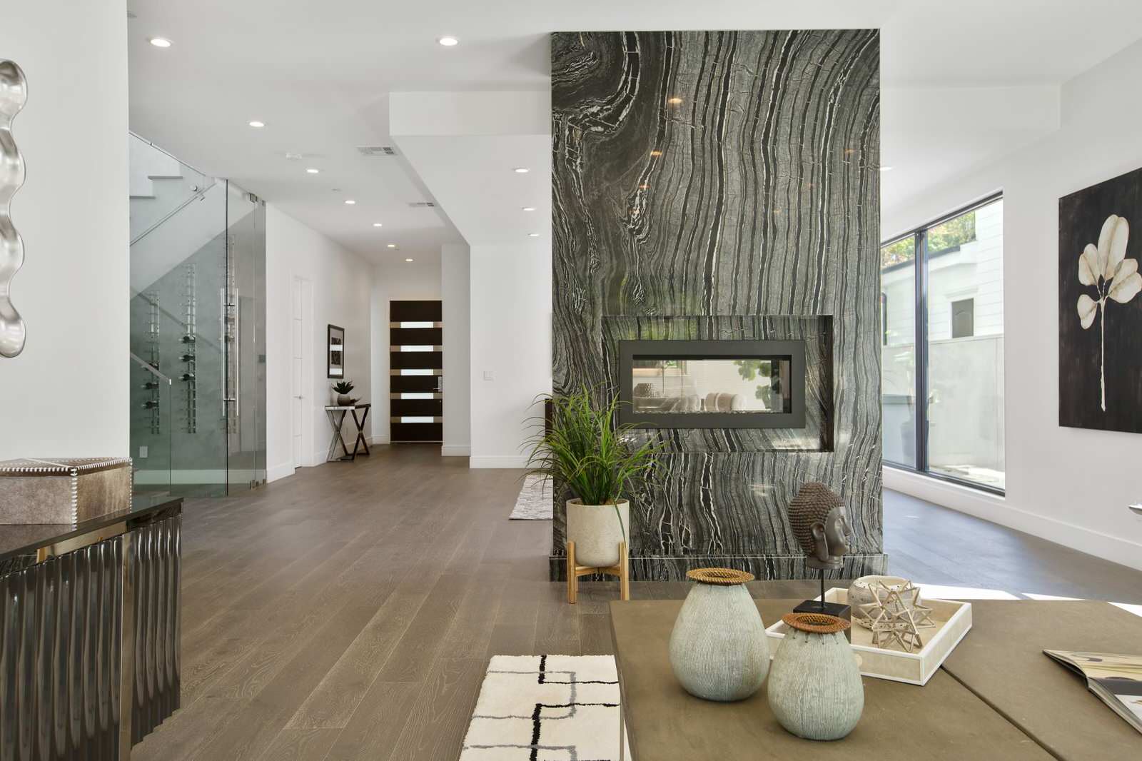 Современная дом в Лос-Анжелесе, район Студио Сити