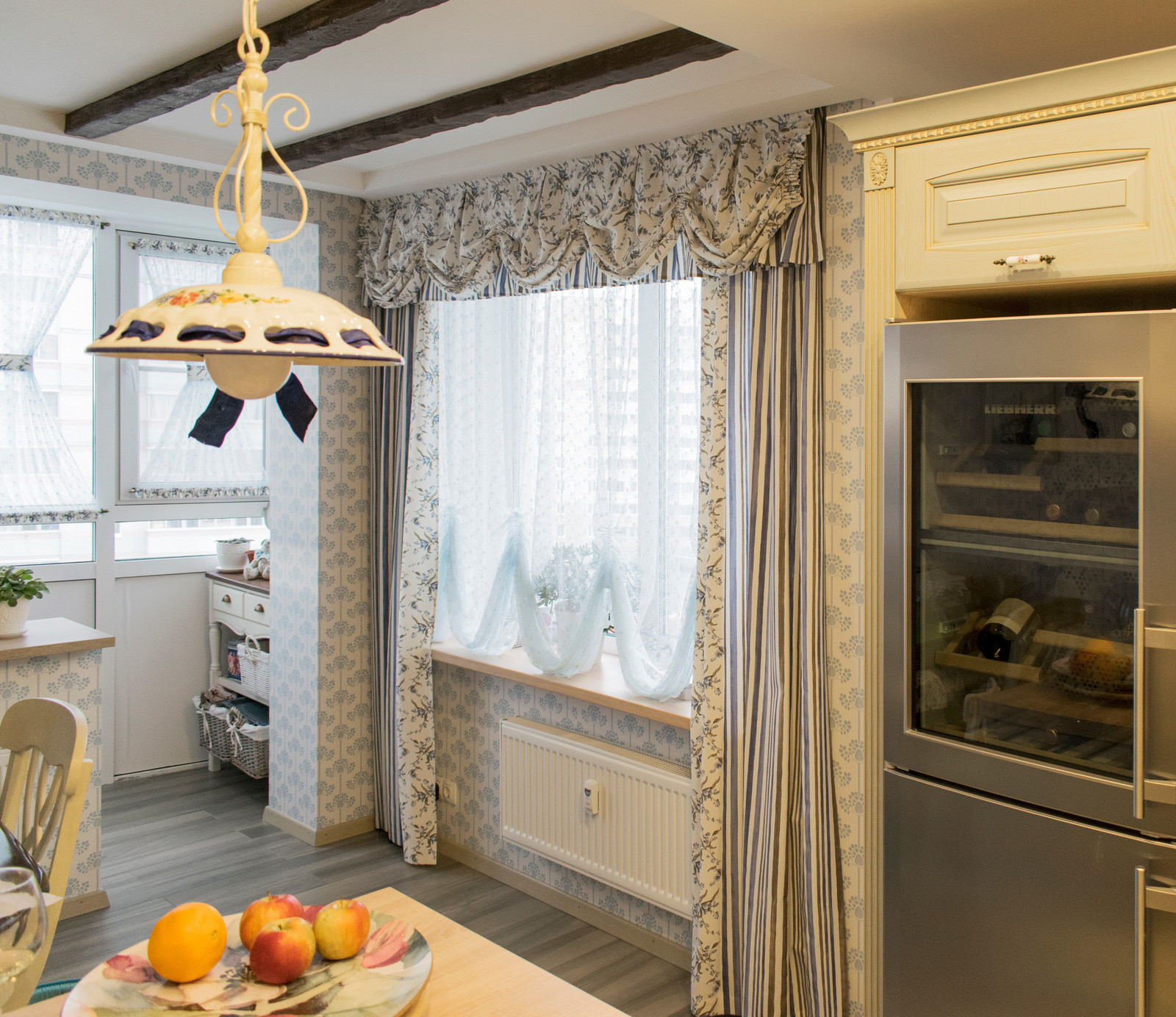 Шторы на кухне в стиле Прованс