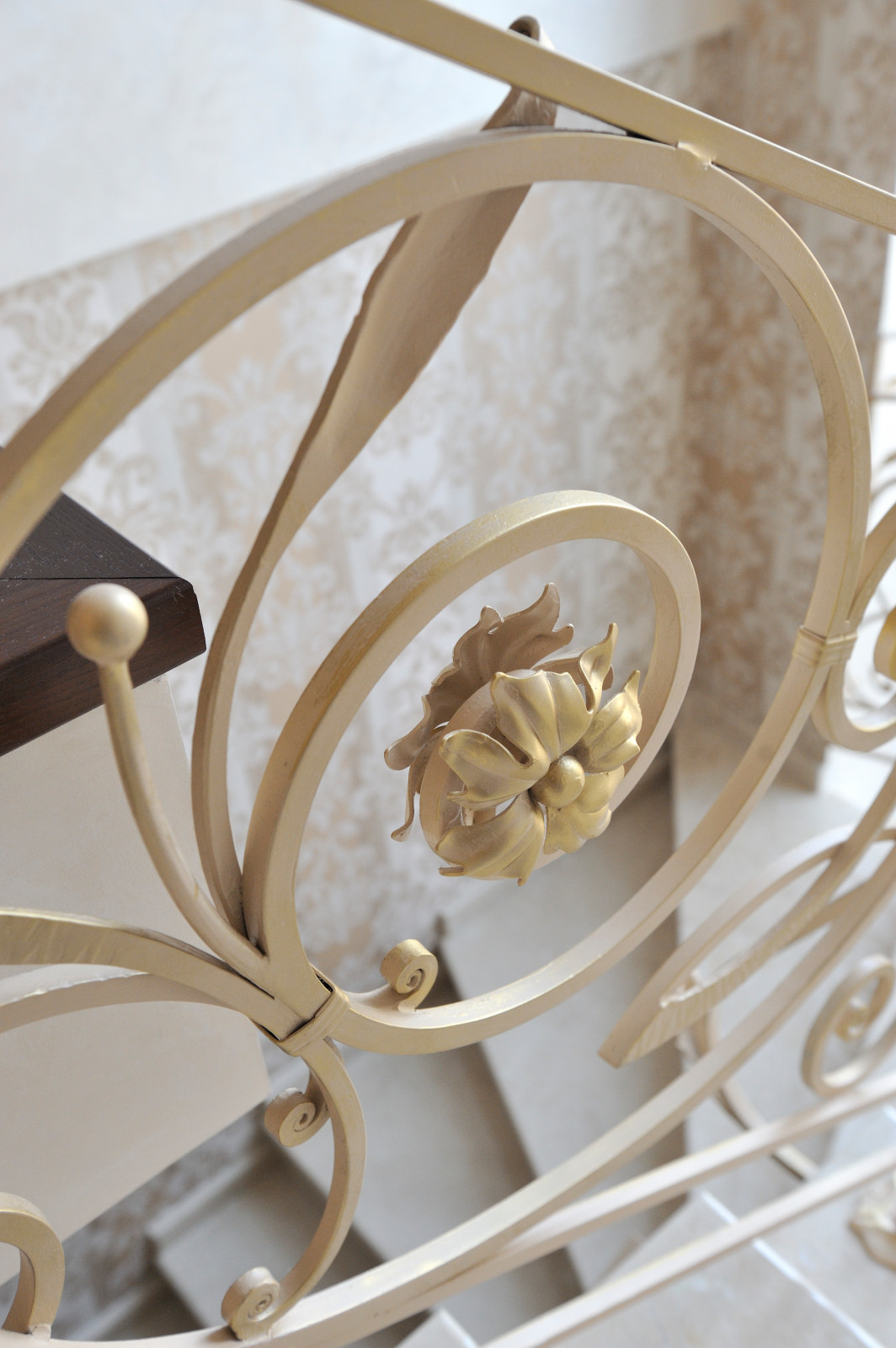 Интерьер дома в классическом стиле (250 кв м)