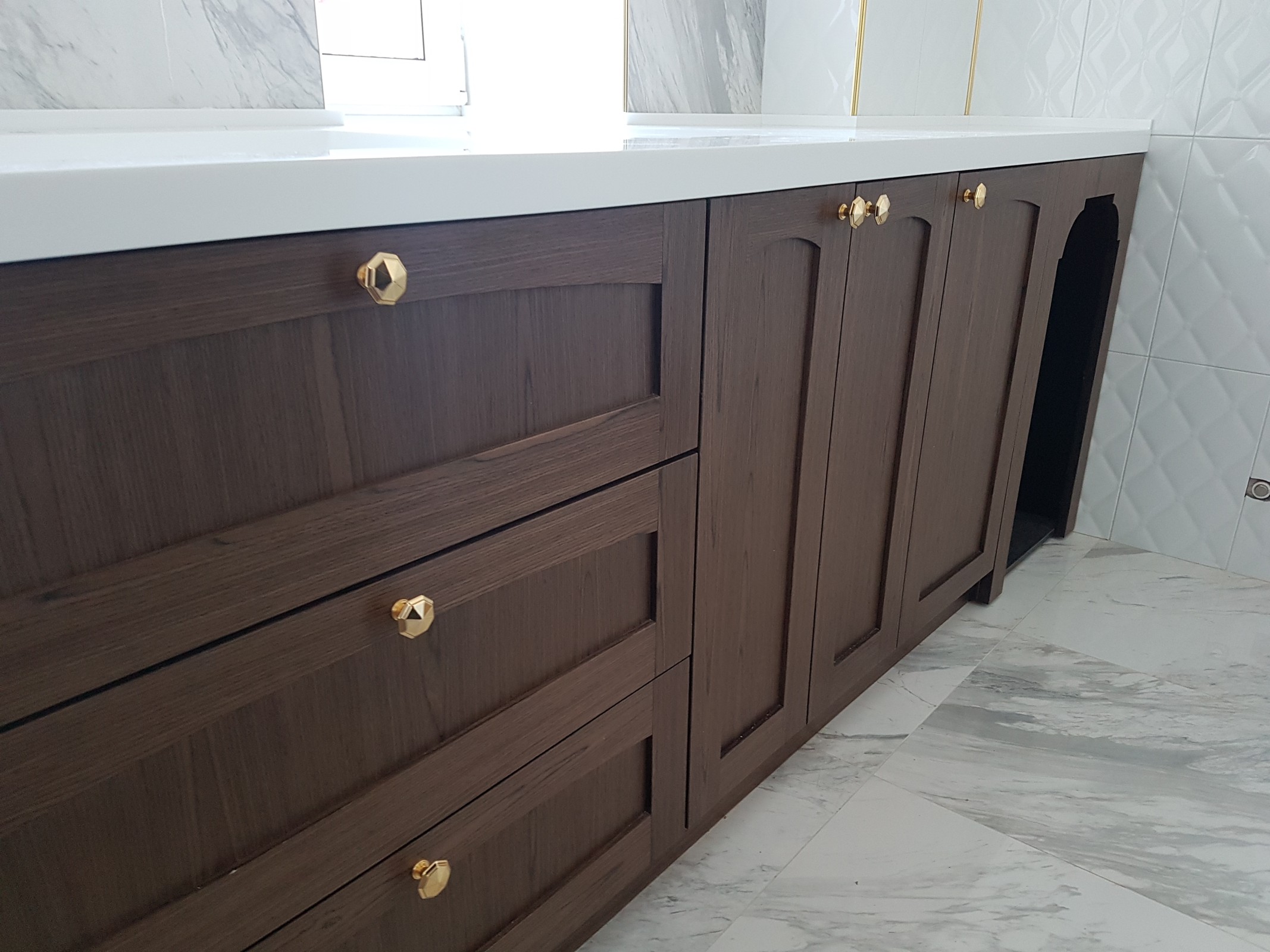 Обложка проекта: Мебель в ванную