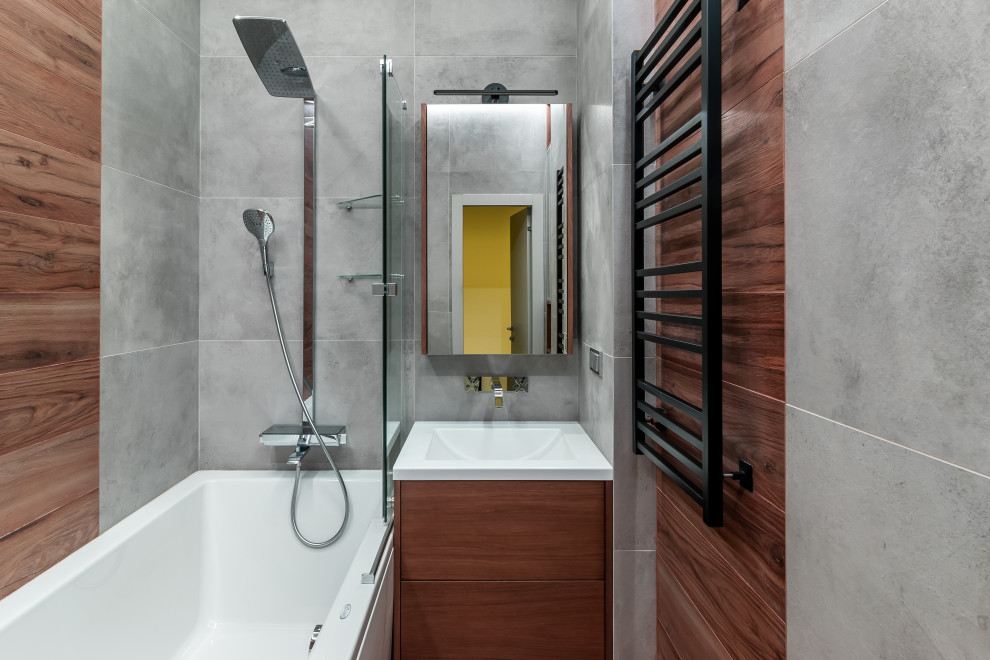 Мужская квартира на проспекте Героевванная