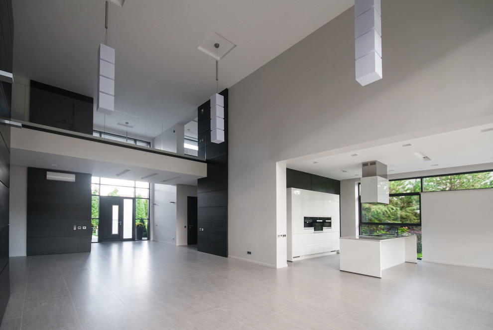 Остекление коттеджа в поселке БЕНИЛЮКС на алюминиевой системе REYNAERS