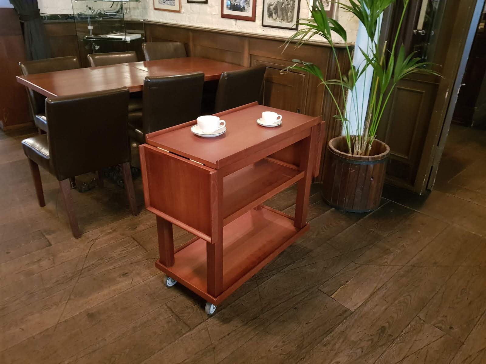 Мебель для ресторана "Строганофф"