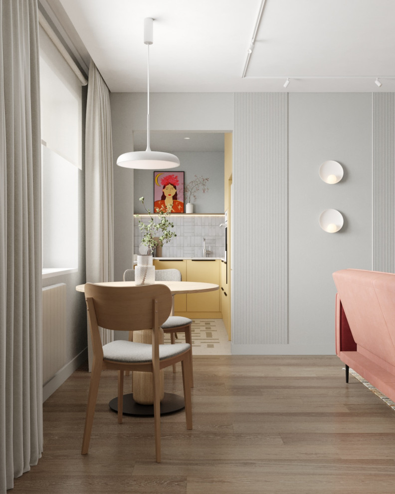 Хрущевка на Учительской улице