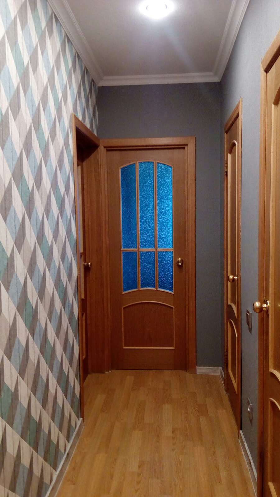 Реставратор мебели