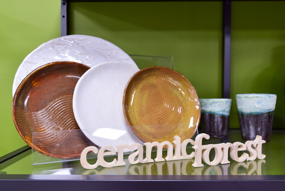 Портрет: Минимализм в глине от Ceramic Forest