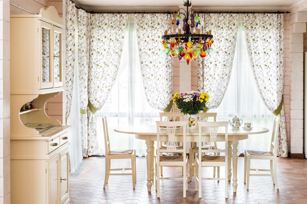 Кухня - столовая  в Загородном доме