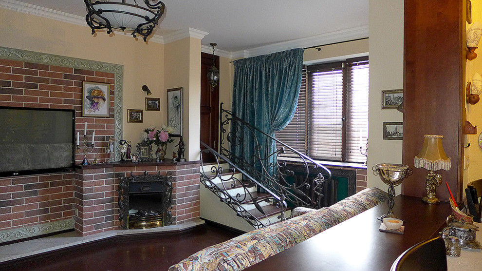 " Ностальгия"___ Студия.  Квартира в Москве, 100 кв.м.