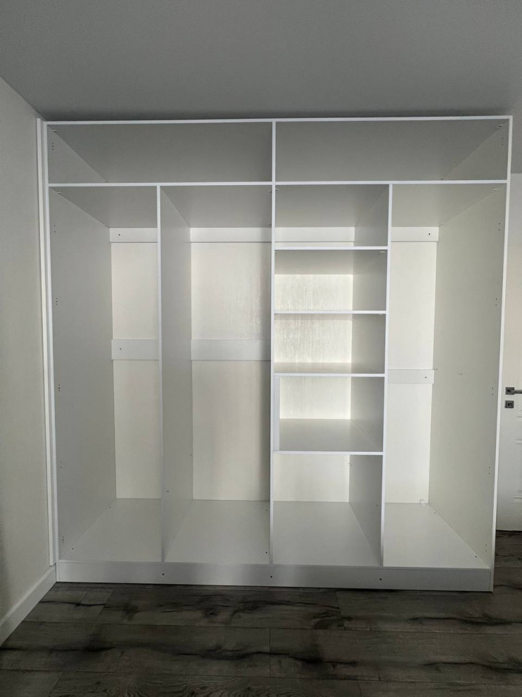 Стильный шкаф (сборка в деталях)