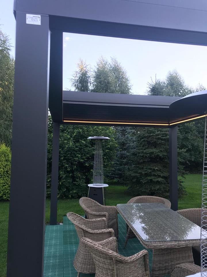 Пергола с поворотно-сдвижными ламелями