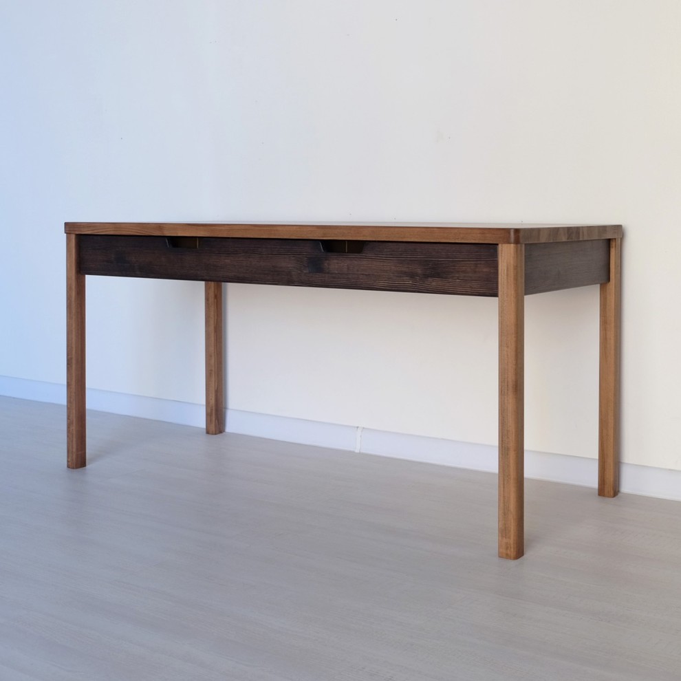 Письменный стол