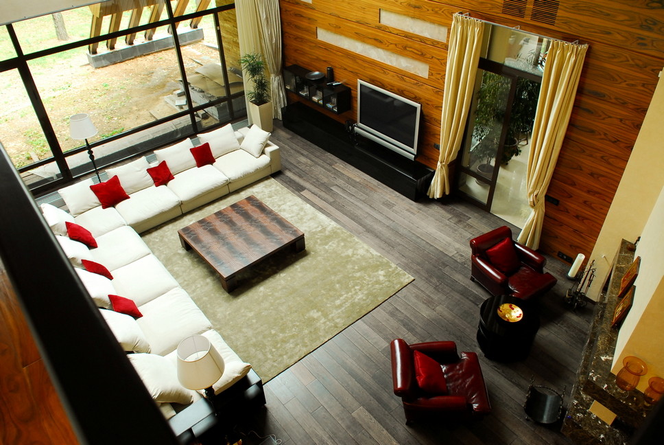 Дом в микрорайоне "Белая дача"