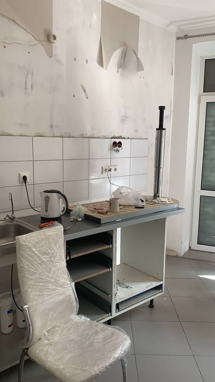 До и после: Московская квартира, где балкон продали соседу