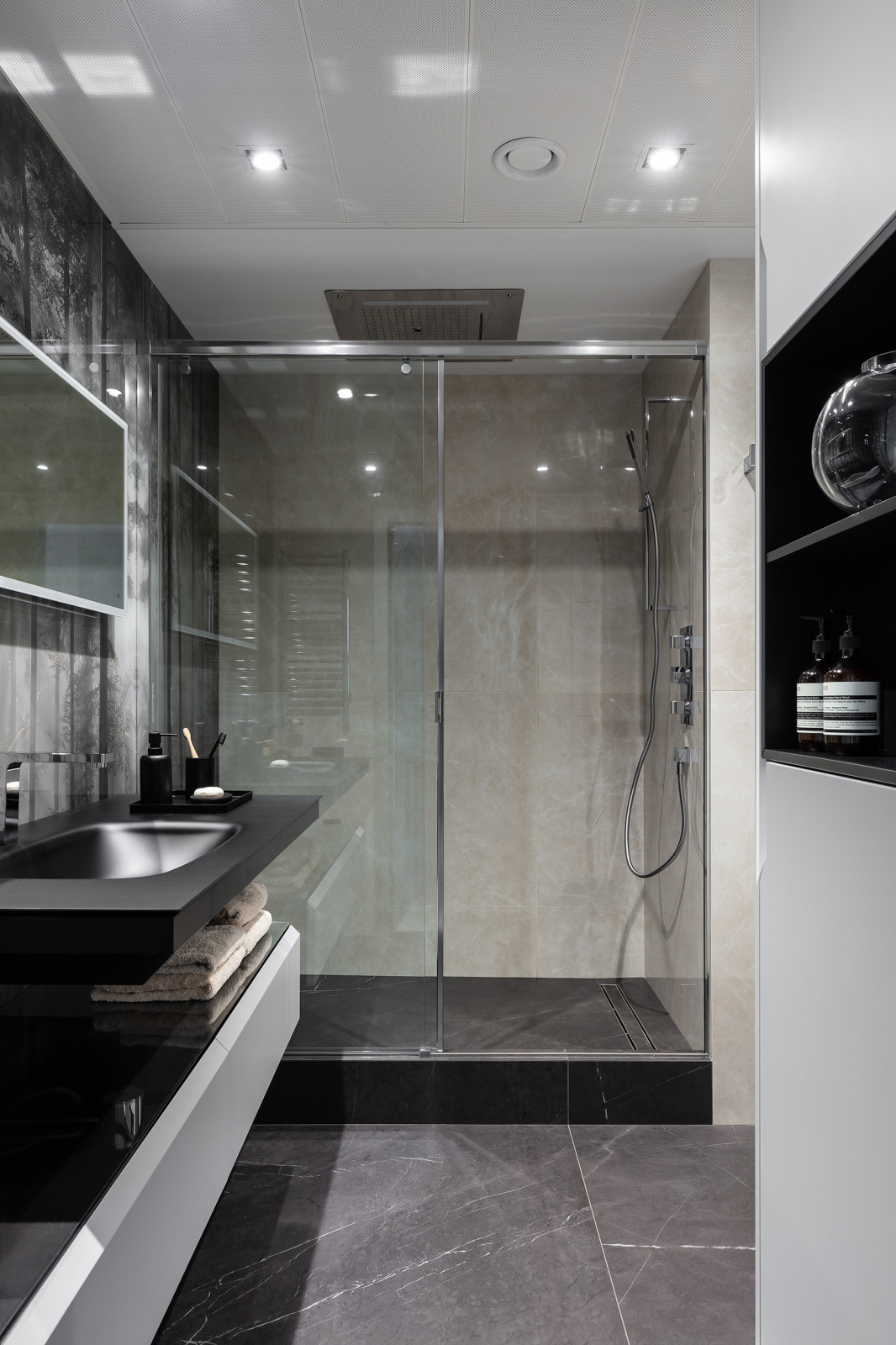 Контрастный минимализм