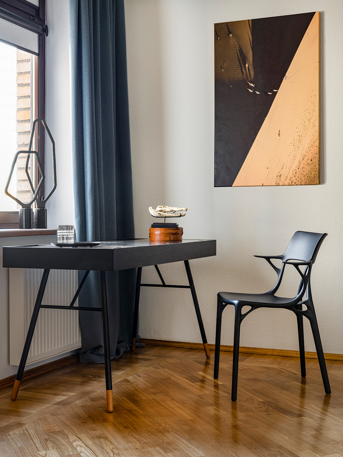 Квартира в синих тонах с видом на Храм Христа Спасителя